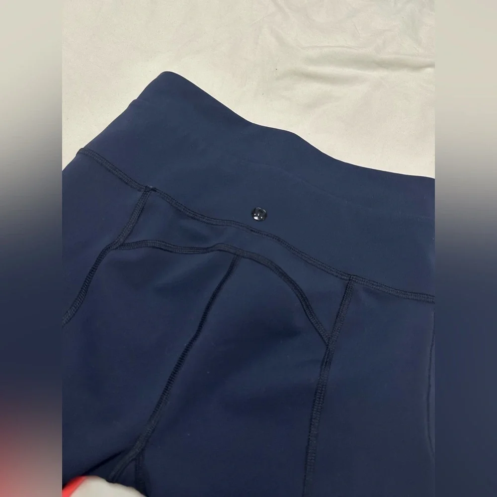 Lululemon Pump It Up Pant *small stain*